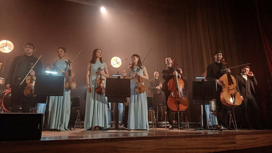 Borgomanero, tanti applausi per lo spettacolo “Alla scoperta di Morricone”